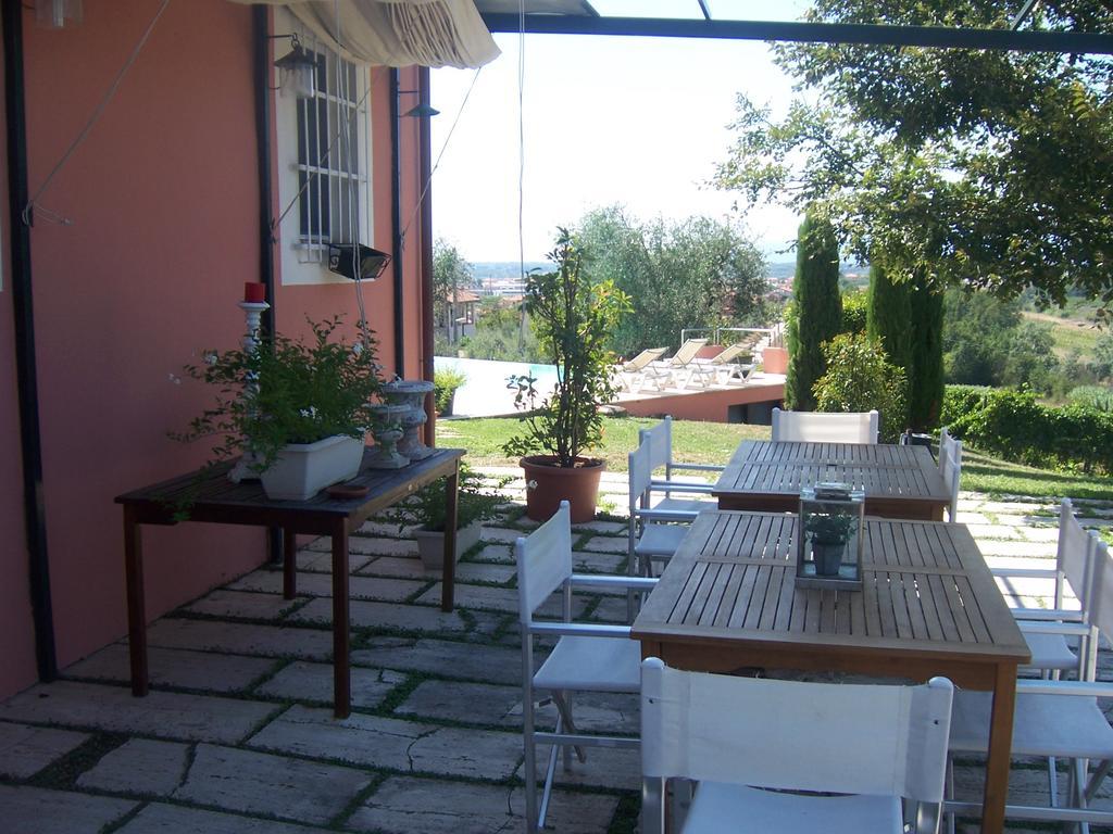 Agriturismo Le Due Querce Lazzeretto Exterior foto